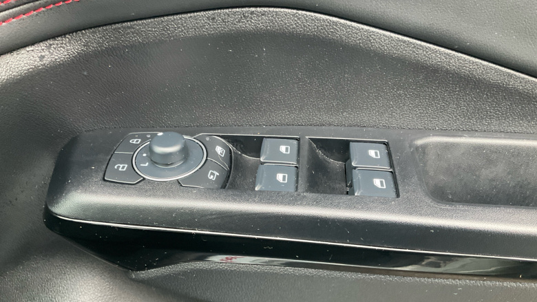 Ford Puma ST 1.0 EcoBoost Hybrid mHEV ST 5dr DCT Petrol Hatchback